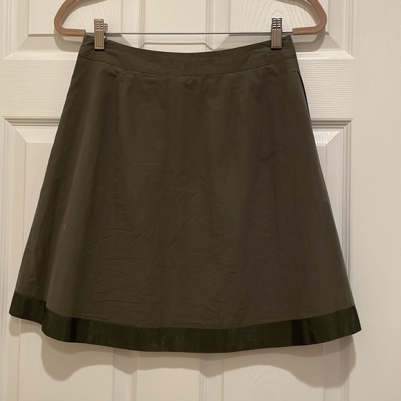 Banana Republic Skirt - Picture 2 of 4